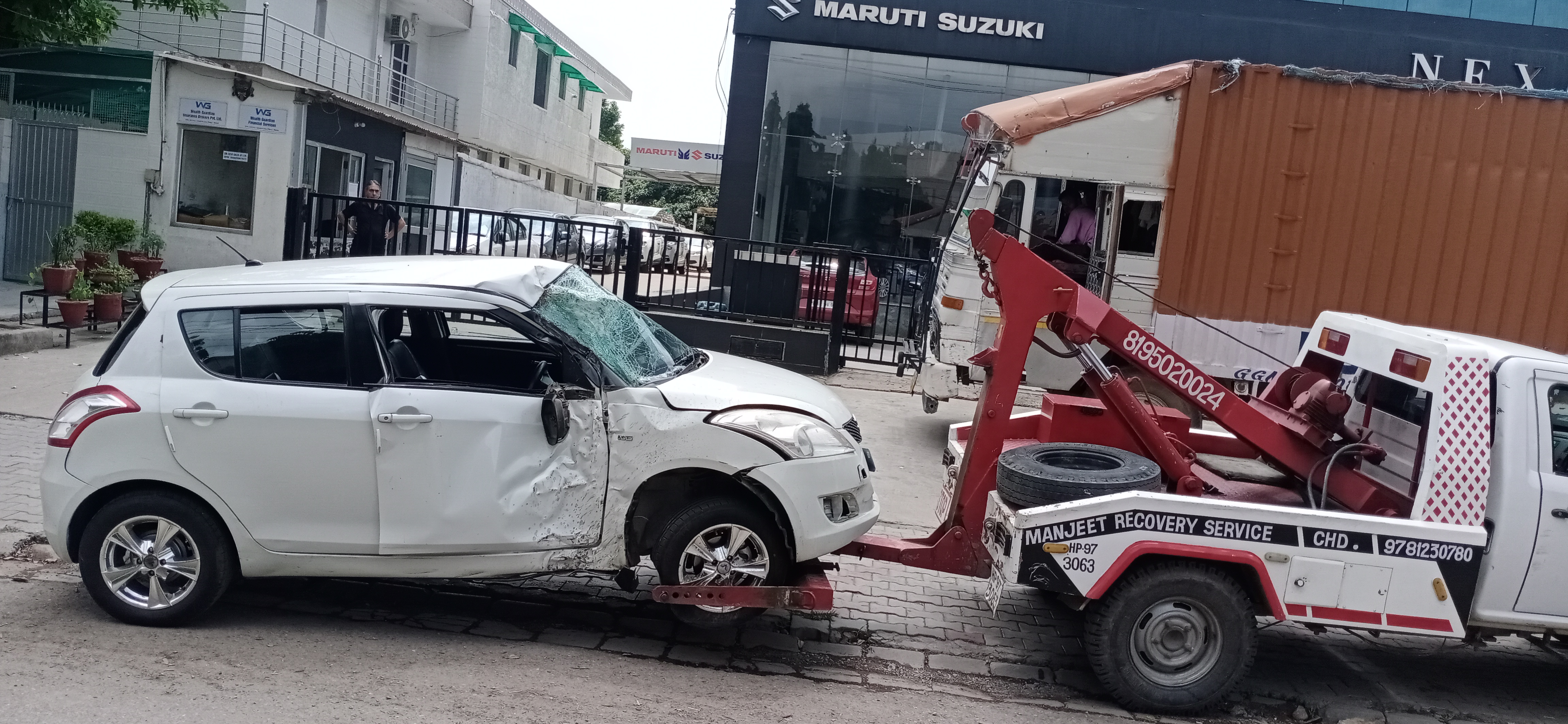 Car Towing Service In Chandigarh  | Manjeet Towing Services | Best Car Towing Service In Chandigarh, 7 Top Car Towing Service In Chandigarh, 24 Hour Car Towing Service In Chandigarh, Car Towing Service near me, Car Towing Service  - GL76499